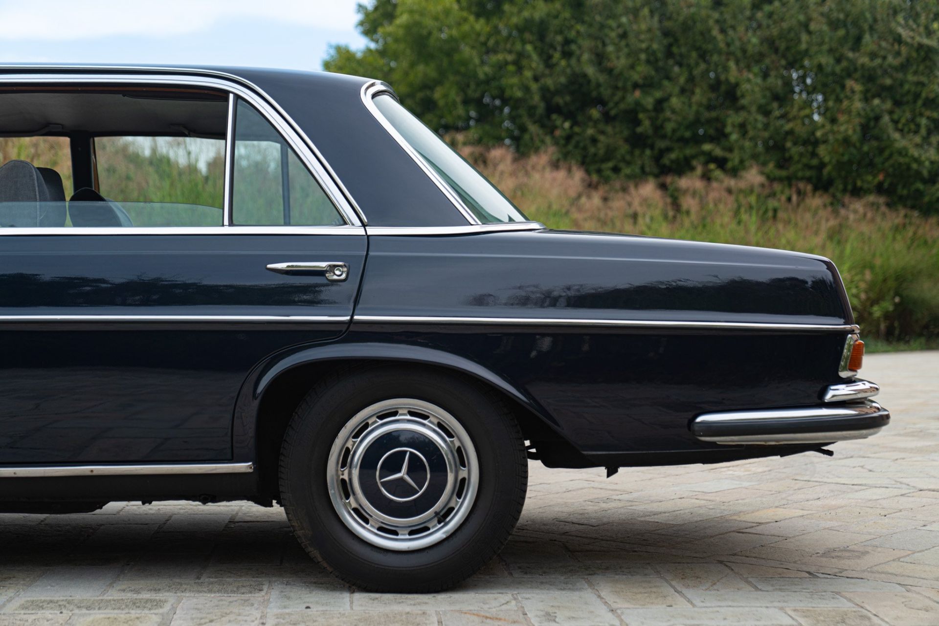 1973 MERCEDES -BENZ 300 SEL 3.5