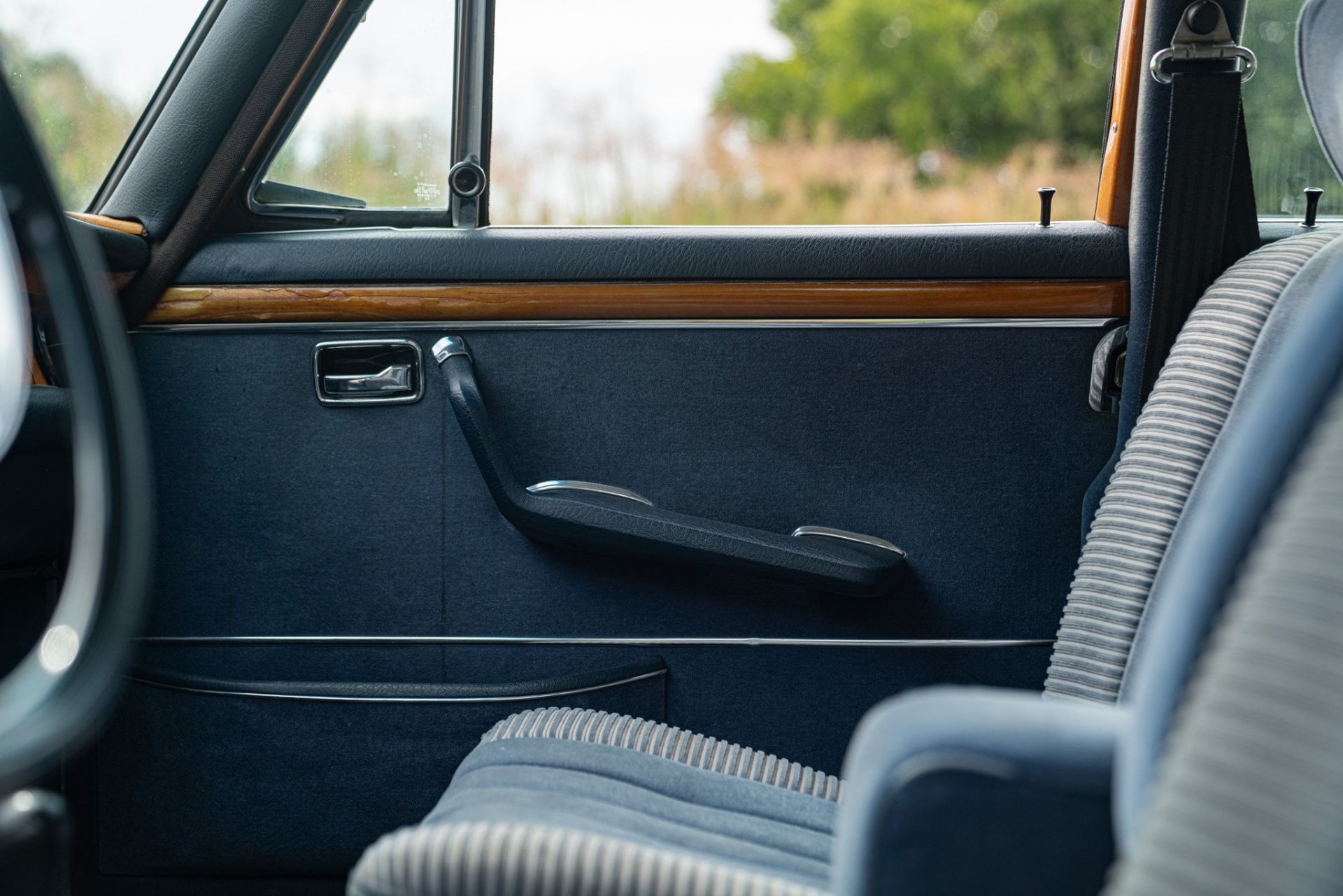 1973 MERCEDES -BENZ 300 SEL 3.5