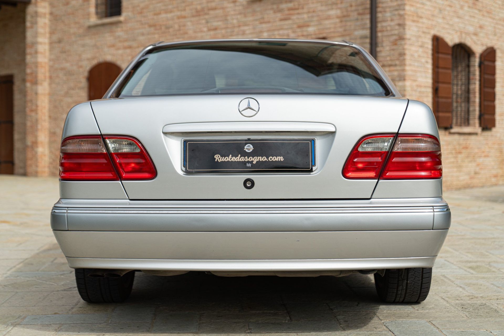2000 MERCEDES-BENZ E430 V8