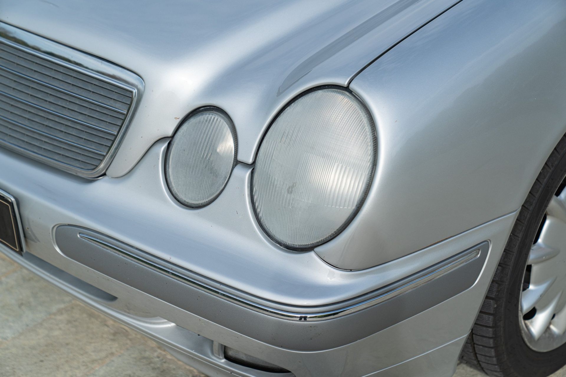 2000 MERCEDES-BENZ E430 V8