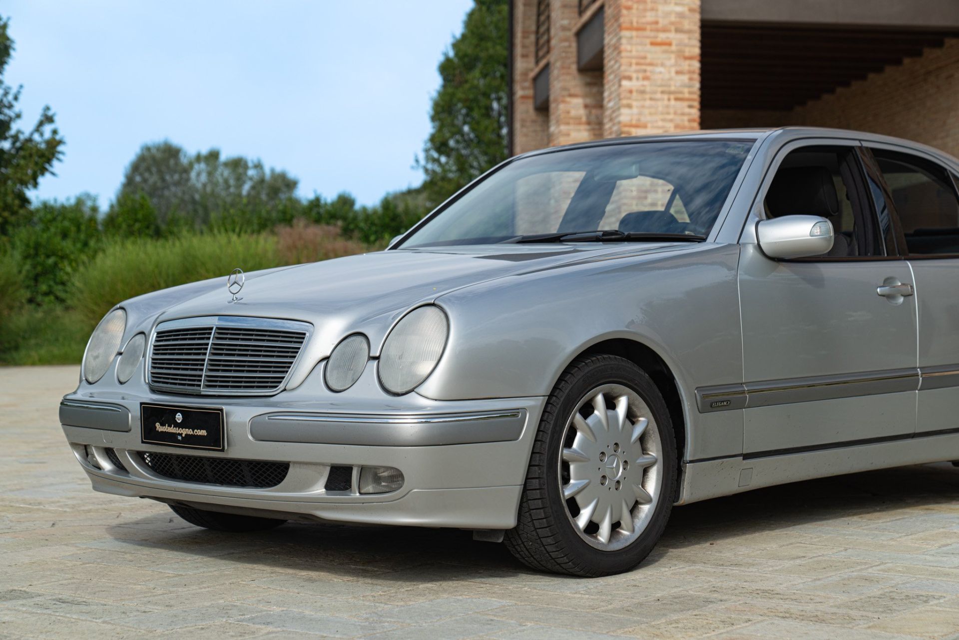 2000 MERCEDES-BENZ E430 V8