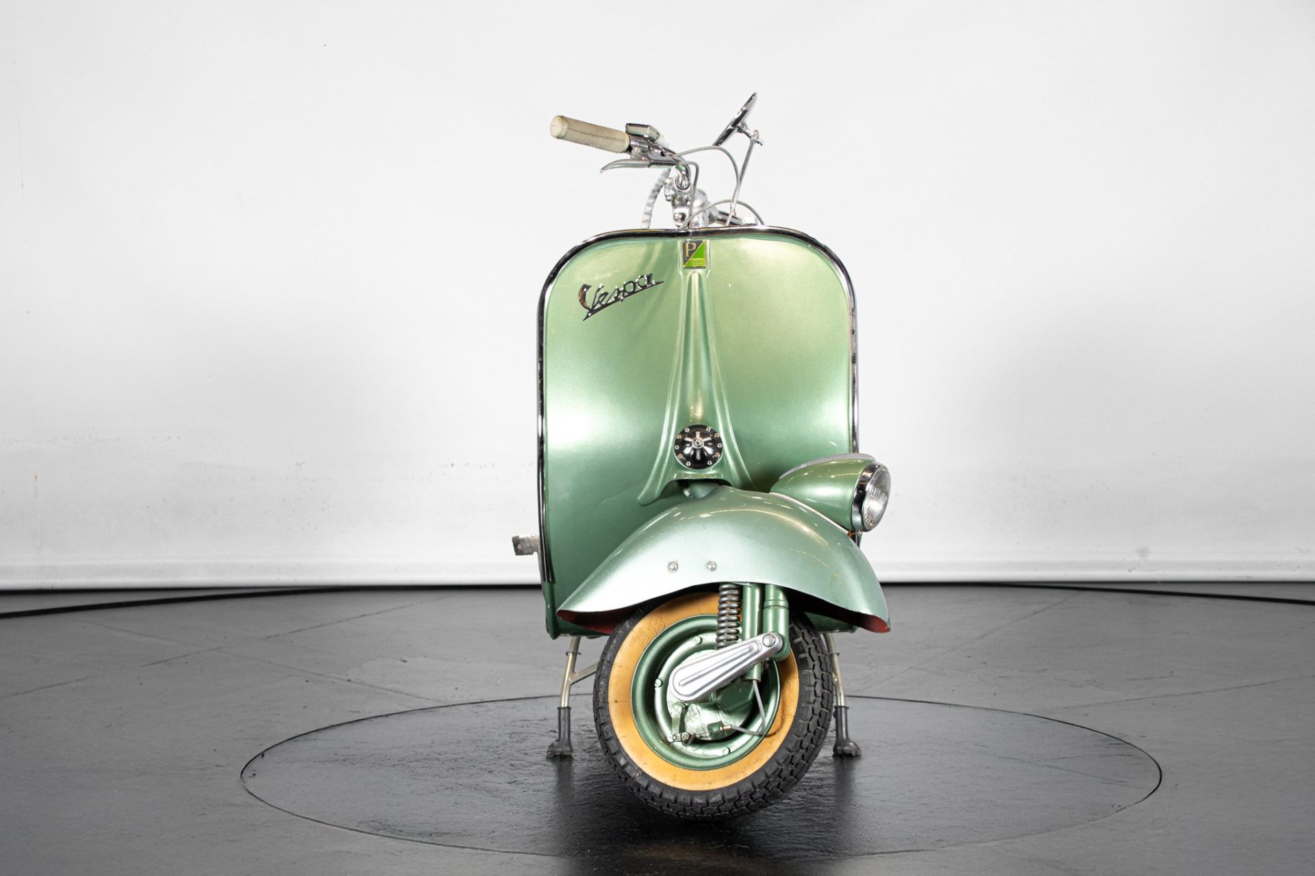 1951 PIAGGIO VESPA V31T "FARO BASSO"