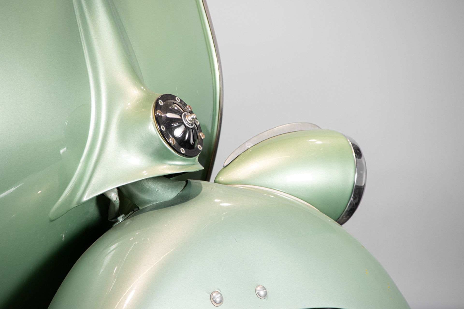 1951 PIAGGIO VESPA V31T "FARO BASSO"
