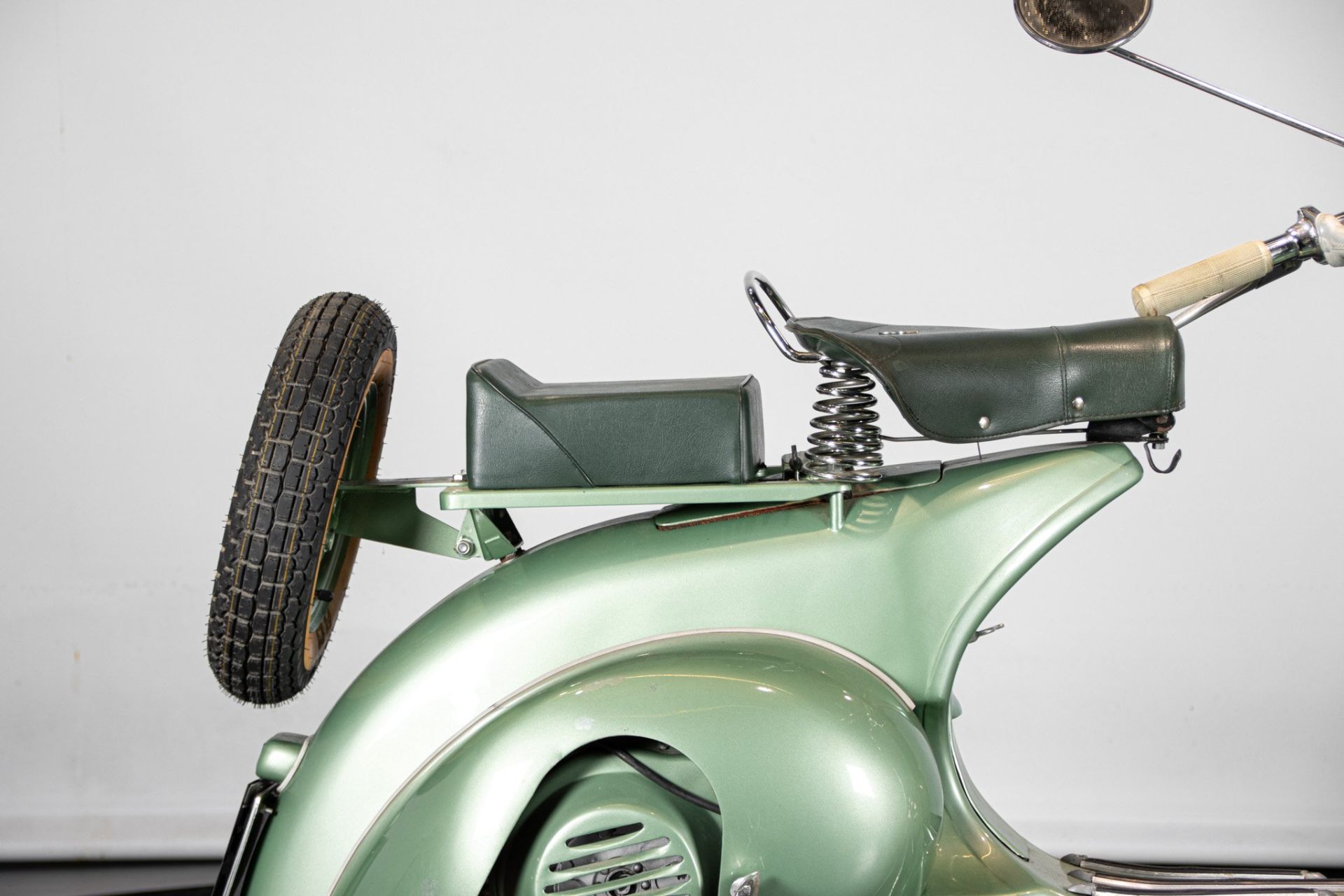 1951 PIAGGIO VESPA V31T "FARO BASSO"