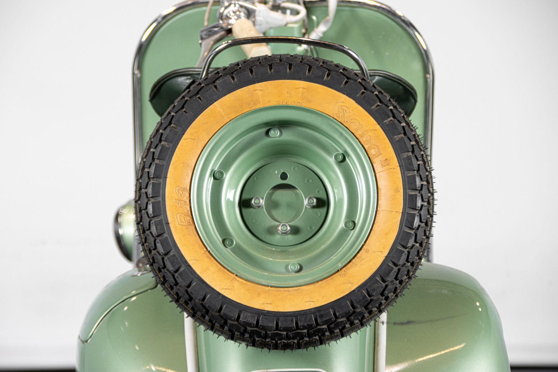 1951 PIAGGIO VESPA V31T "FARO BASSO"