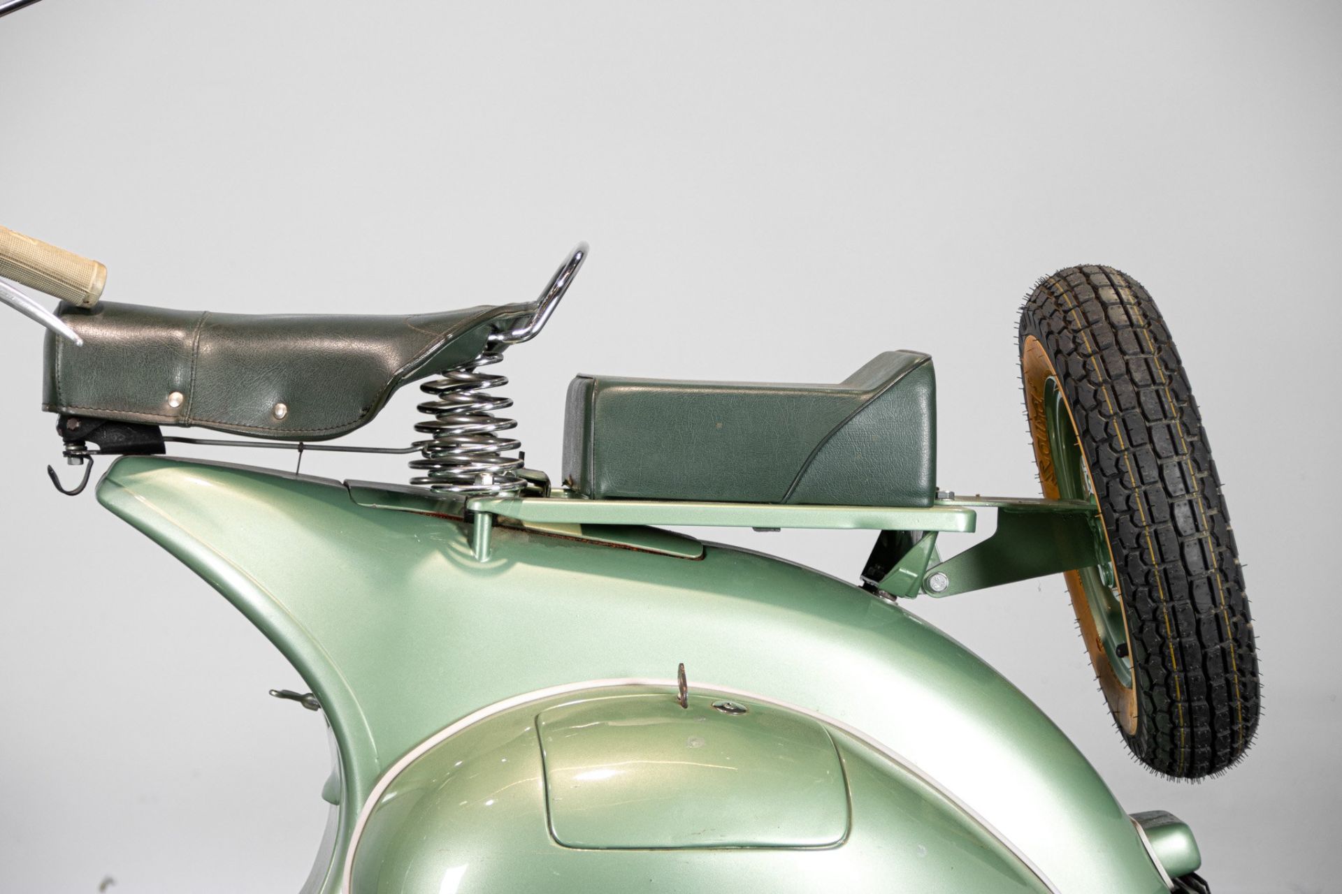 1951 PIAGGIO VESPA V31T "FARO BASSO"