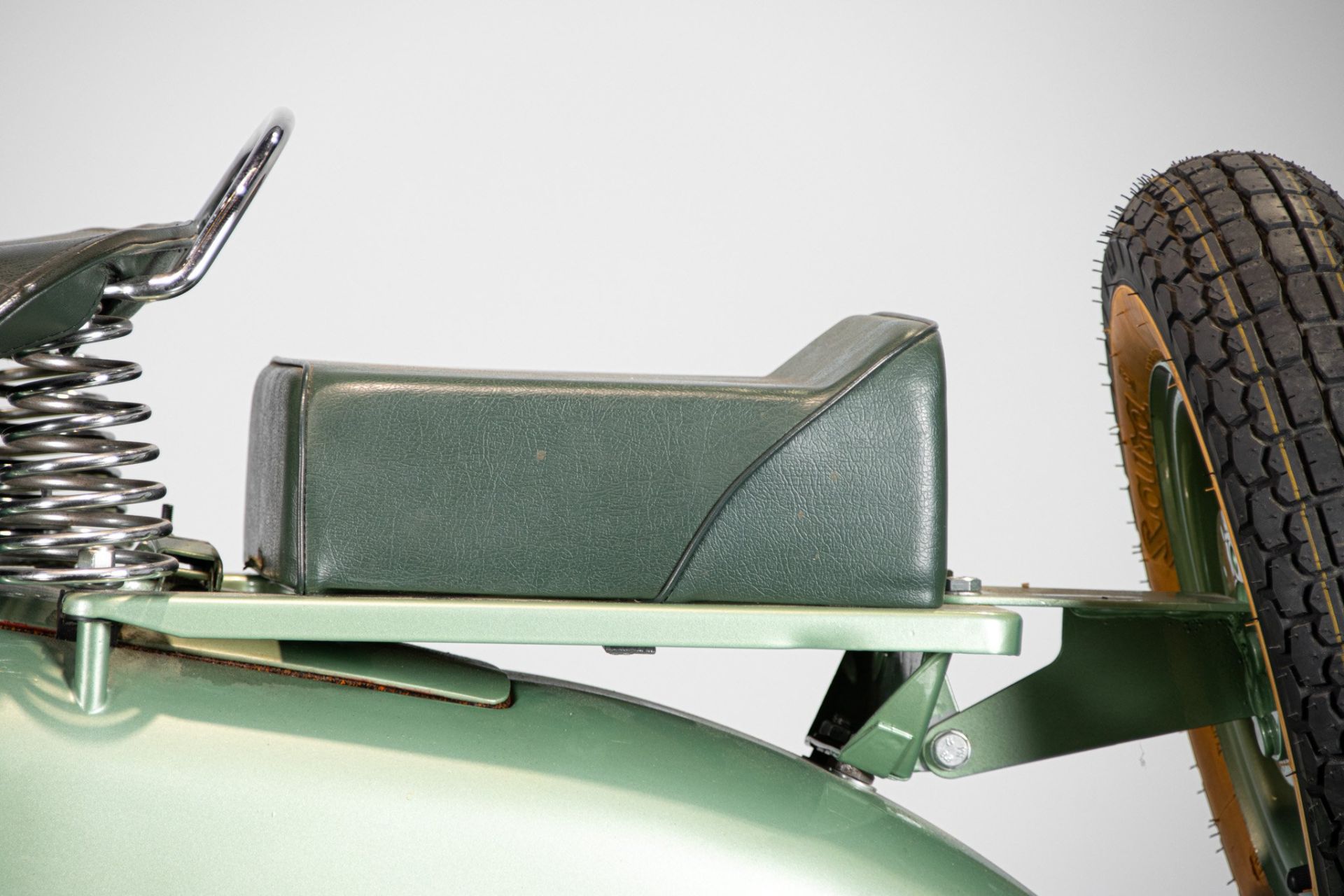 1951 PIAGGIO VESPA V31T "FARO BASSO"