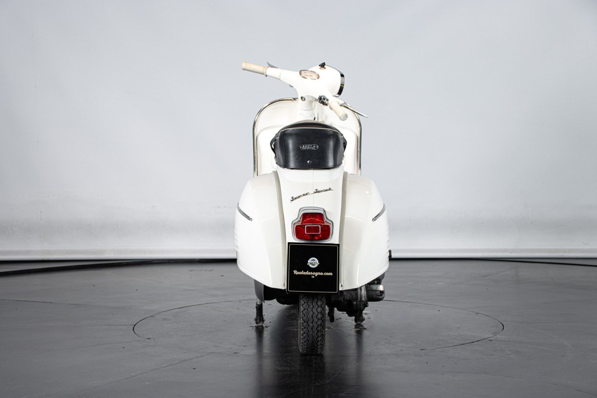 1964 PIAGGIO VESPA 180 SS