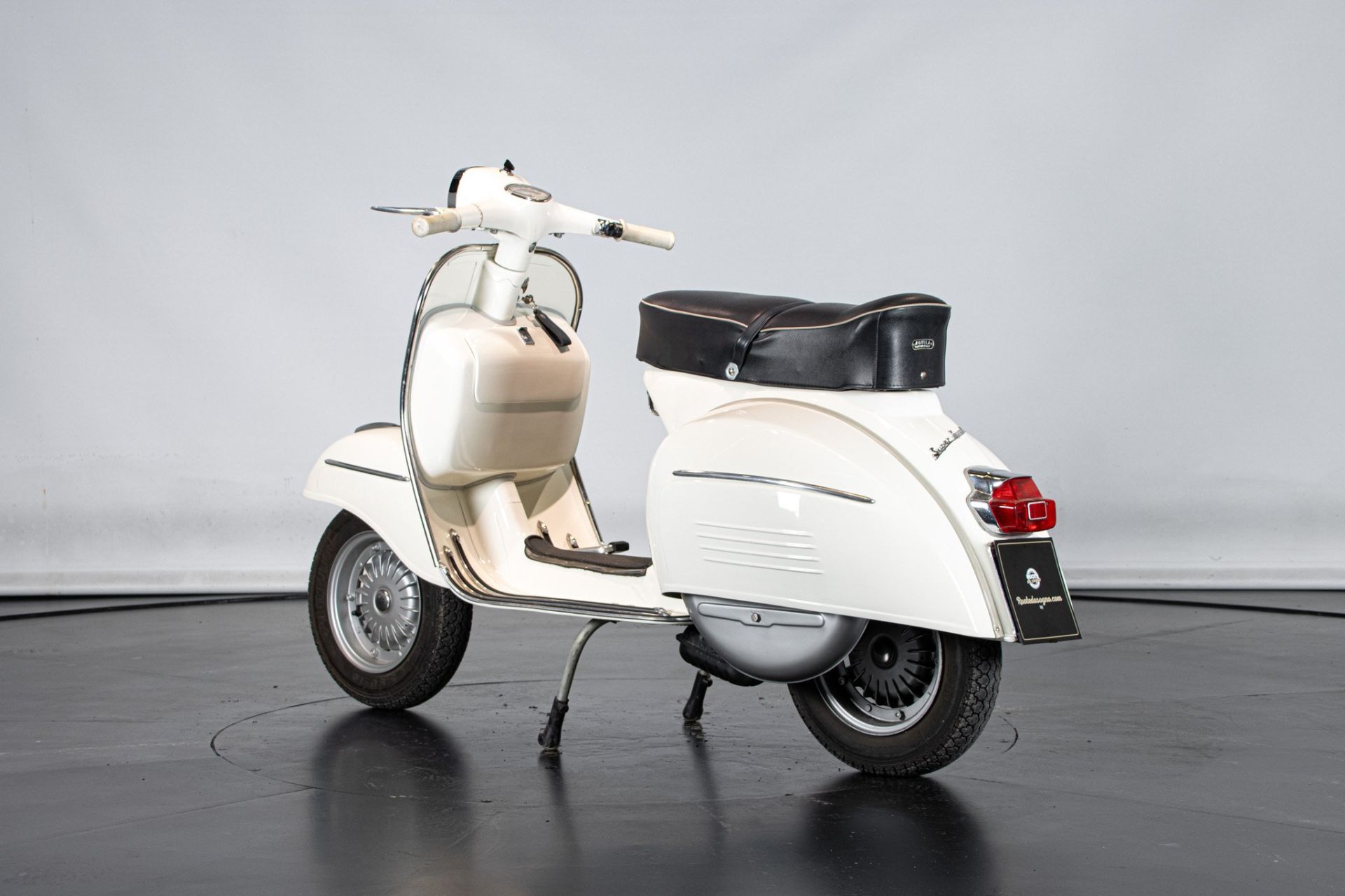 1964 PIAGGIO VESPA 180 SS