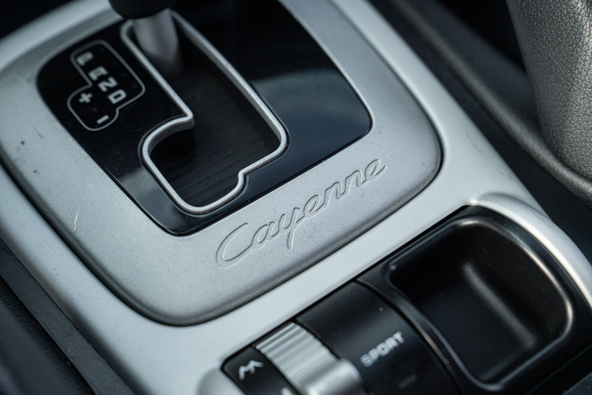 2007 PORSCHE CAYENNE S LIVREA ROTHMANS