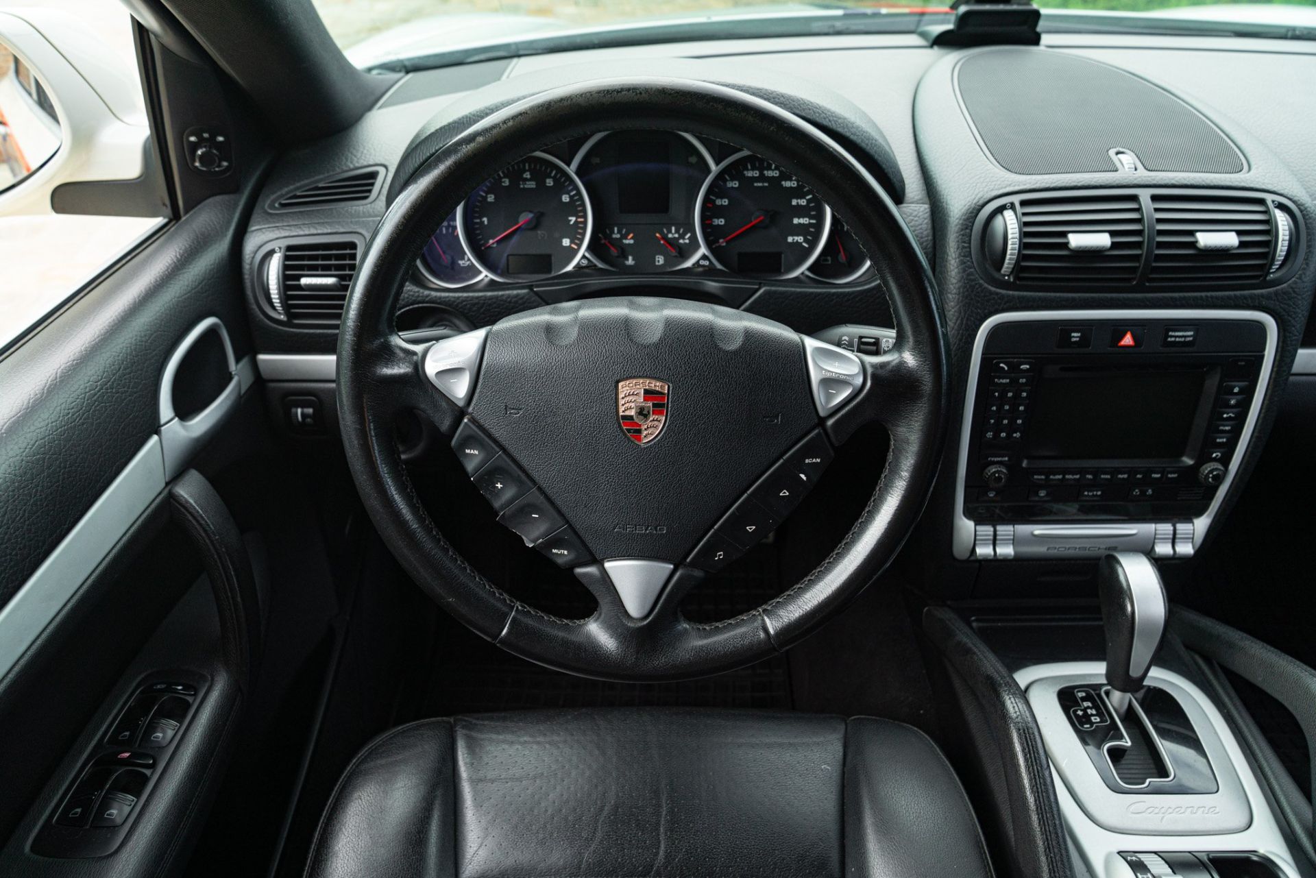 2007 PORSCHE CAYENNE S LIVREA ROTHMANS