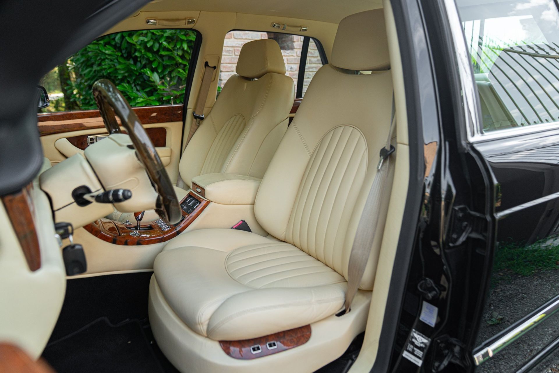 1999 BENTLEY ARNAGE