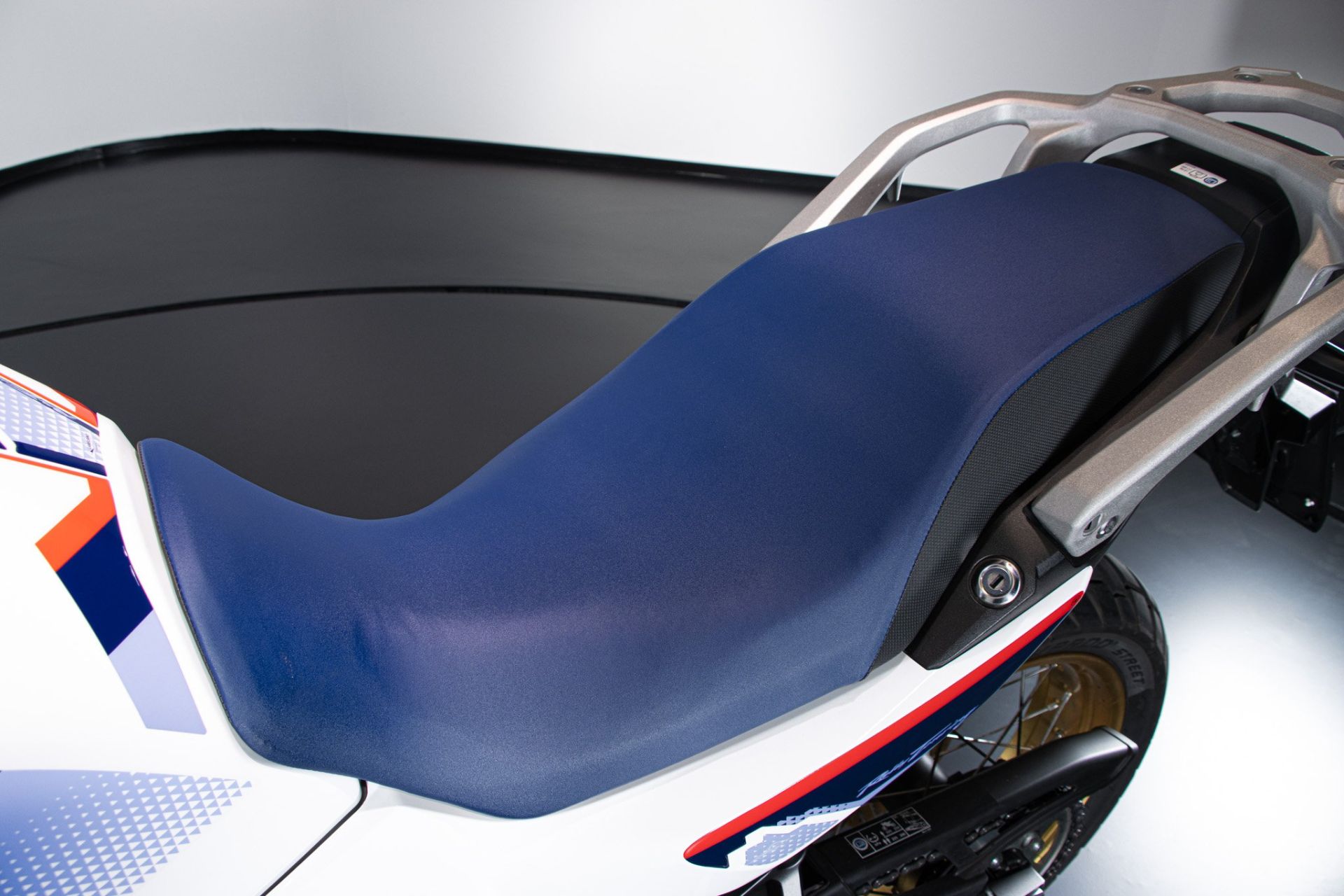 2025 HONDA XL 750 TRANSALP