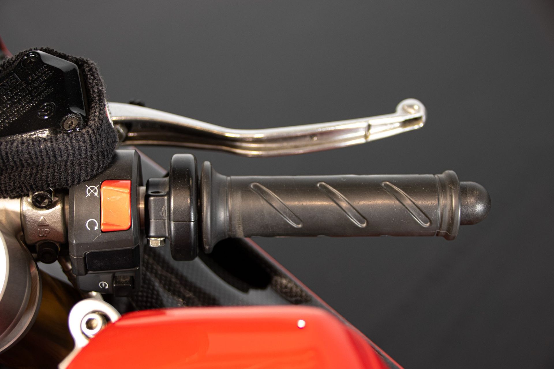 2004 DUCATI 749 R
