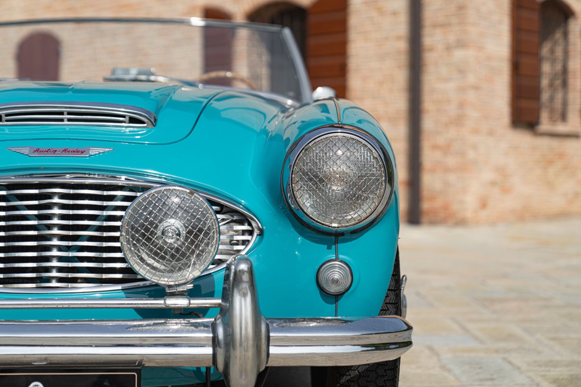 1957 AUSTIN HEALEY 100/6 BN4