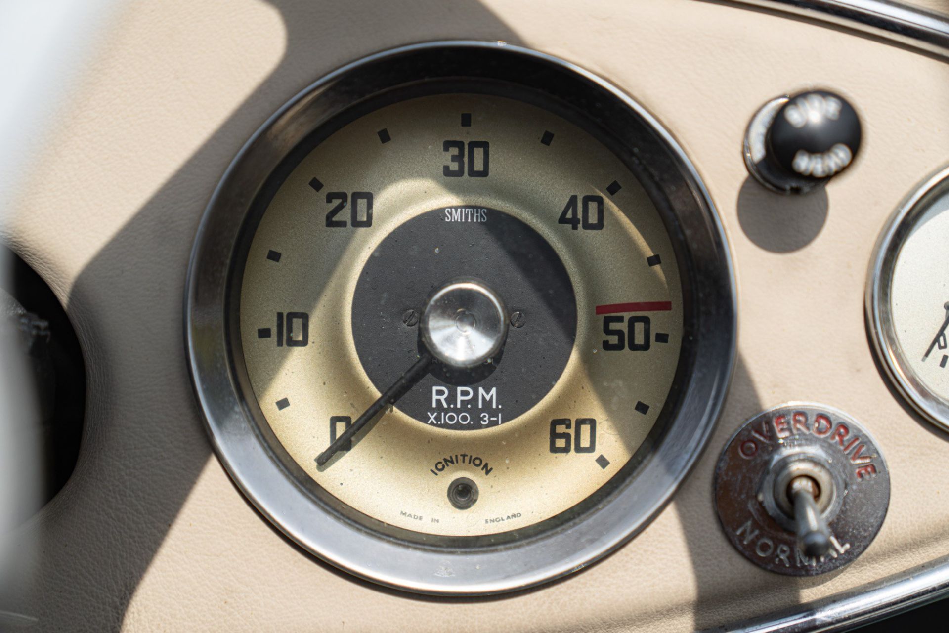 1957 AUSTIN HEALEY 100/6 BN4