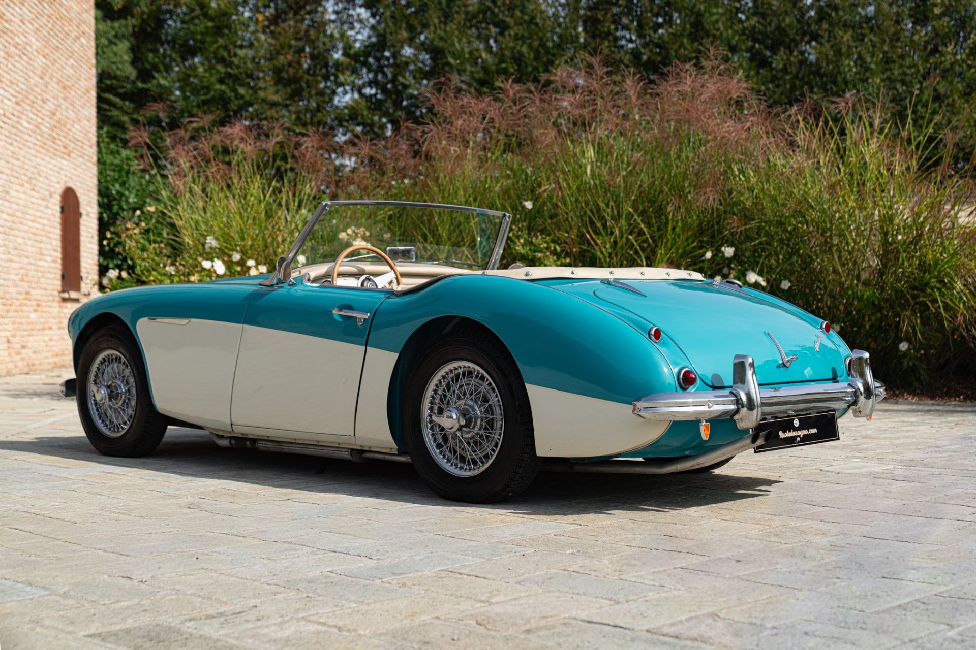 1957 AUSTIN HEALEY 100/6 BN4