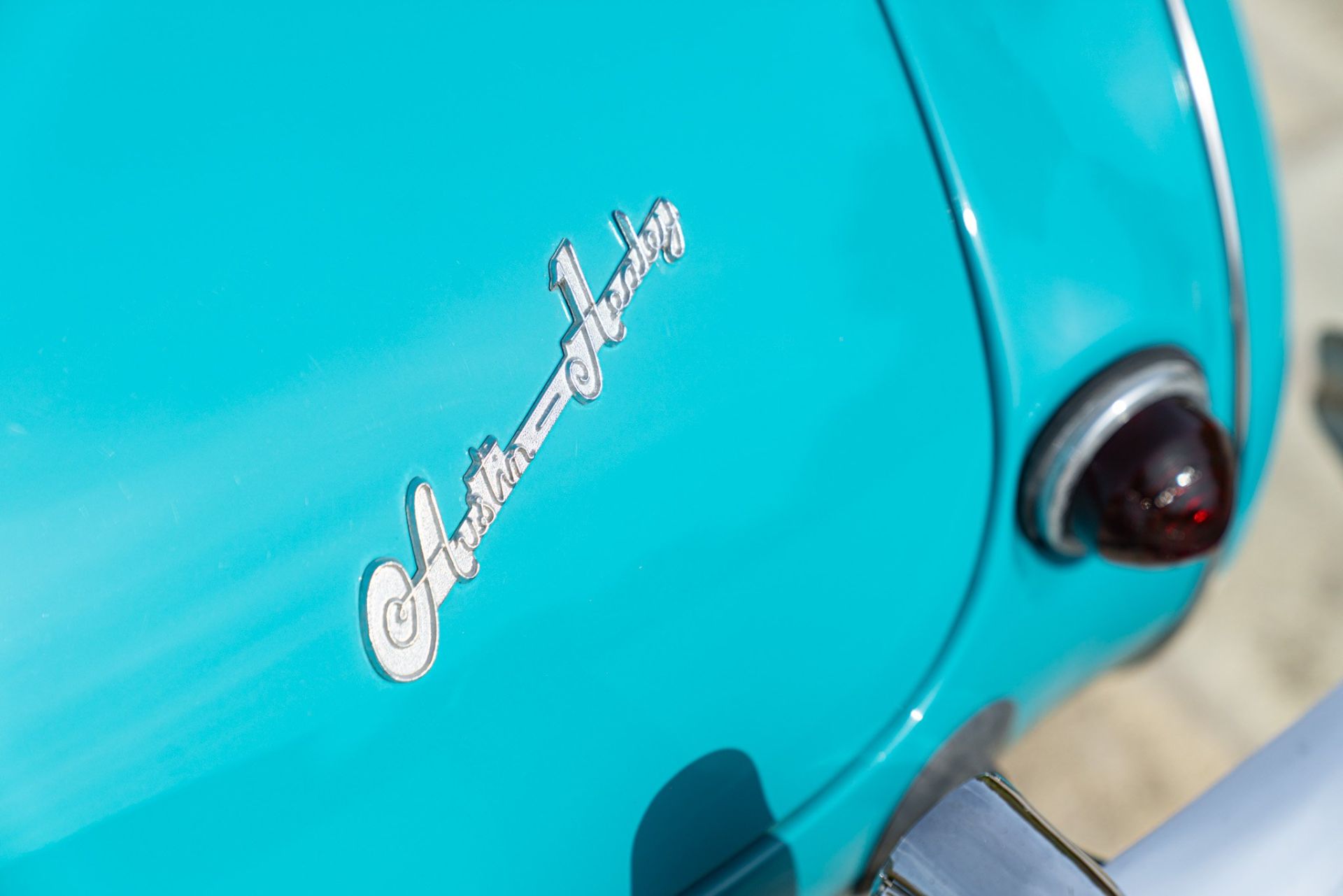 1957 AUSTIN HEALEY 100/6 BN4