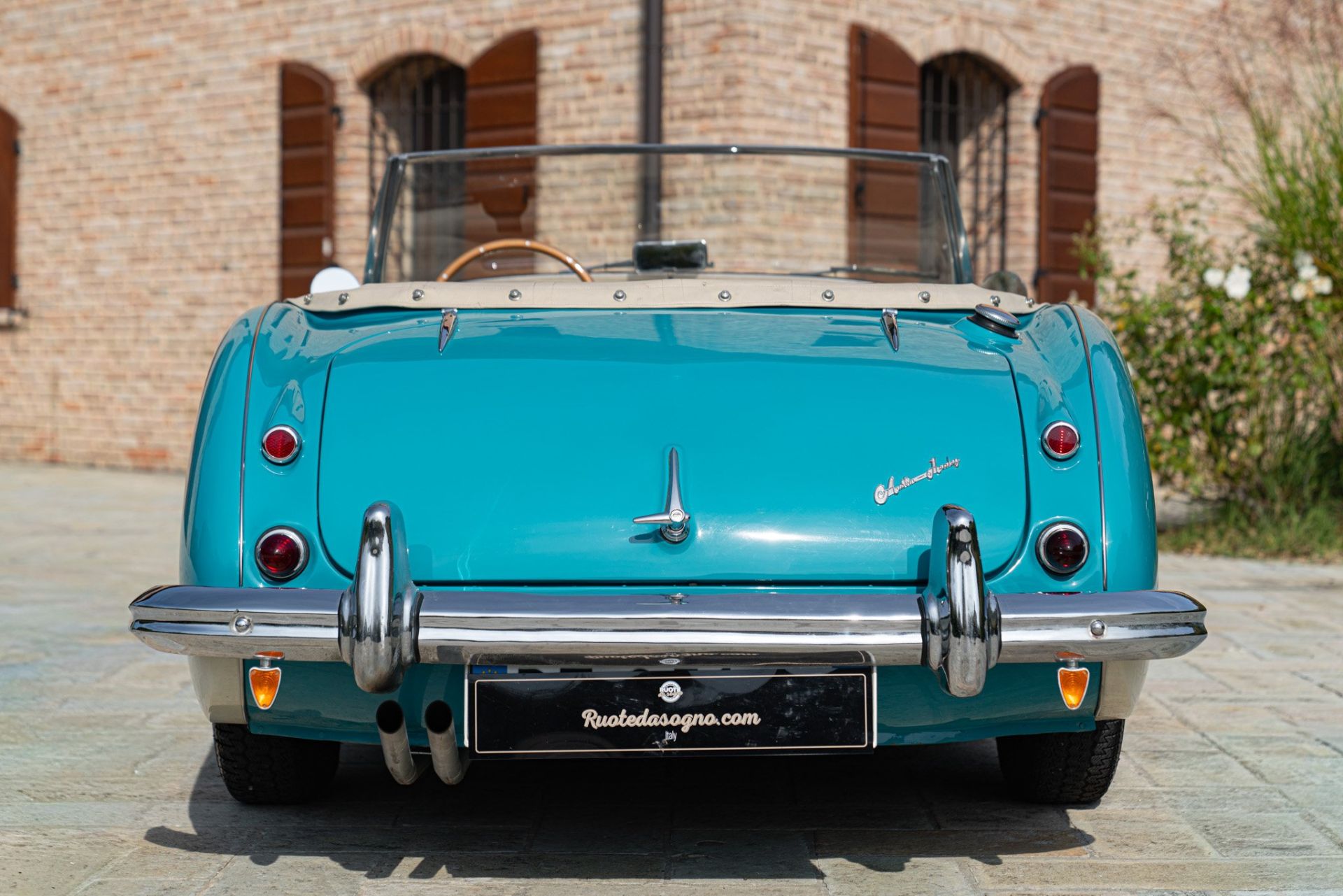 1957 AUSTIN HEALEY 100/6 BN4