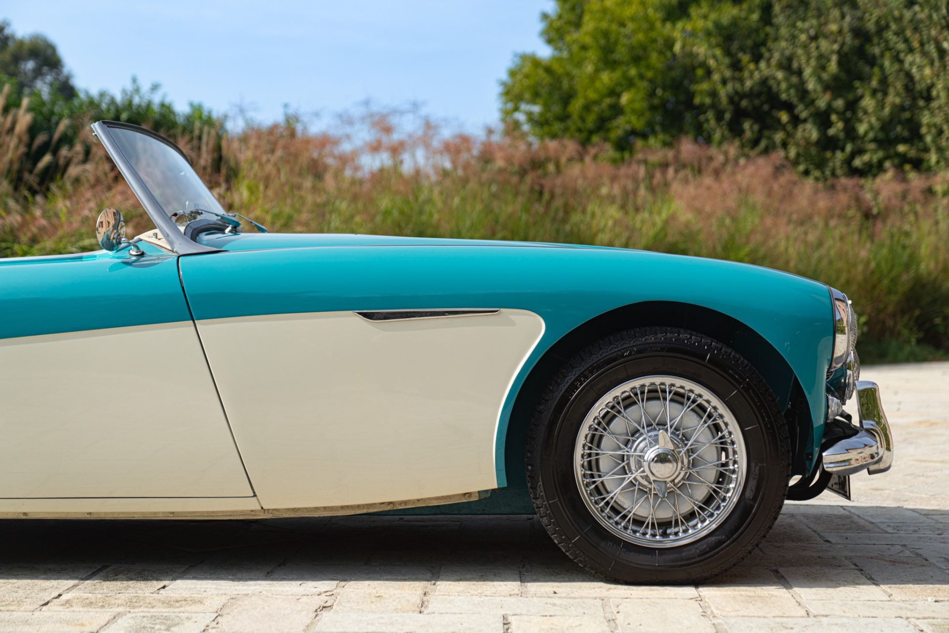 1957 AUSTIN HEALEY 100/6 BN4