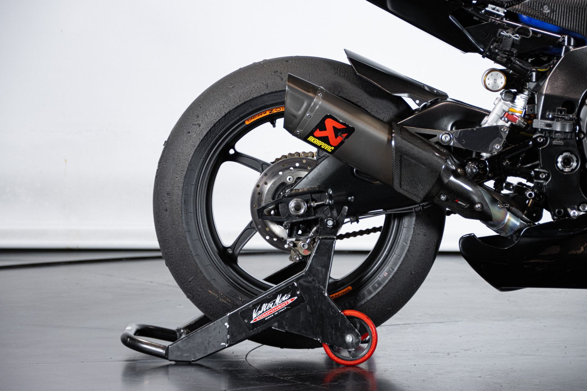 2024 YAMAHA R1
