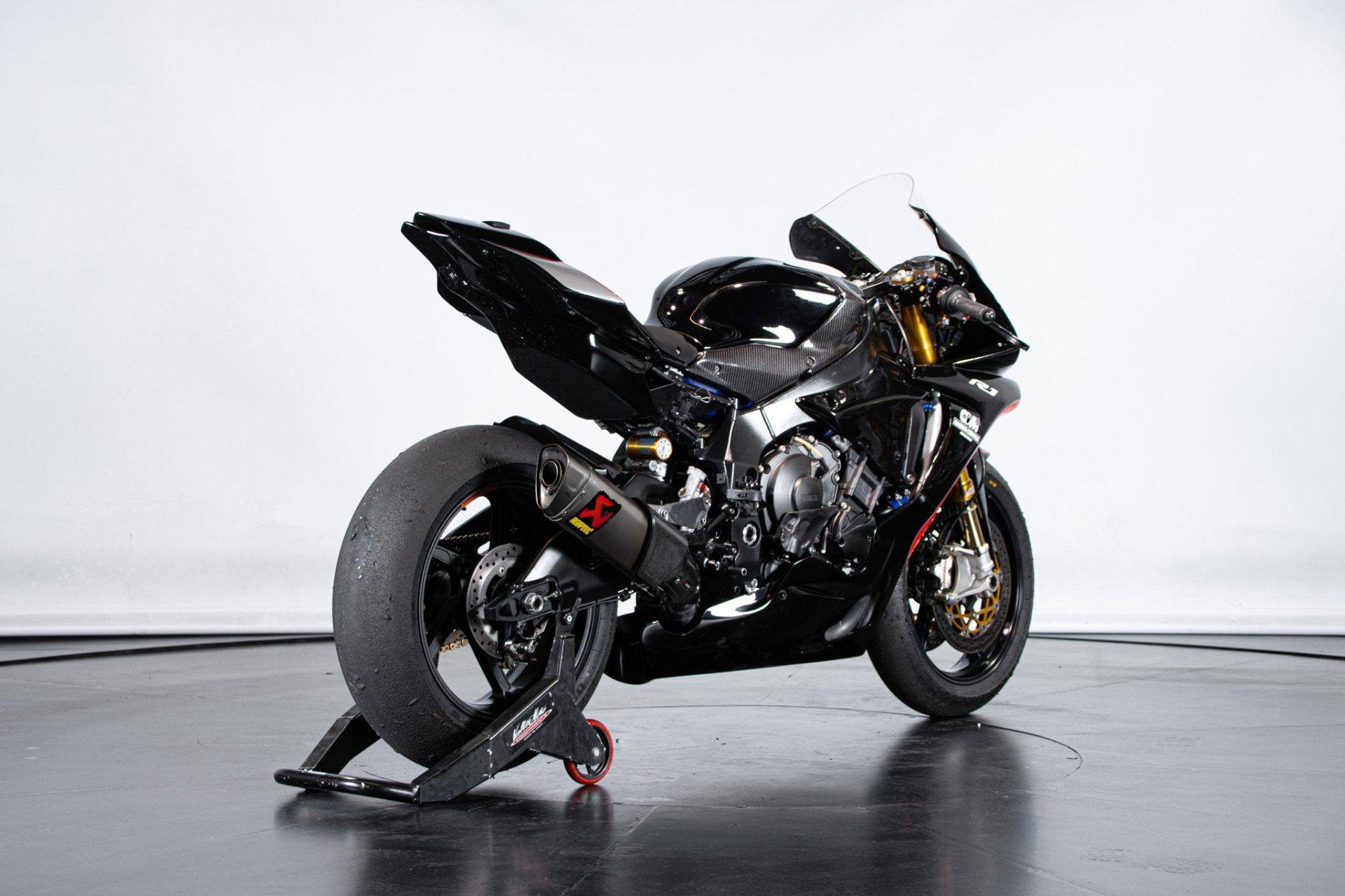 2024 YAMAHA R1