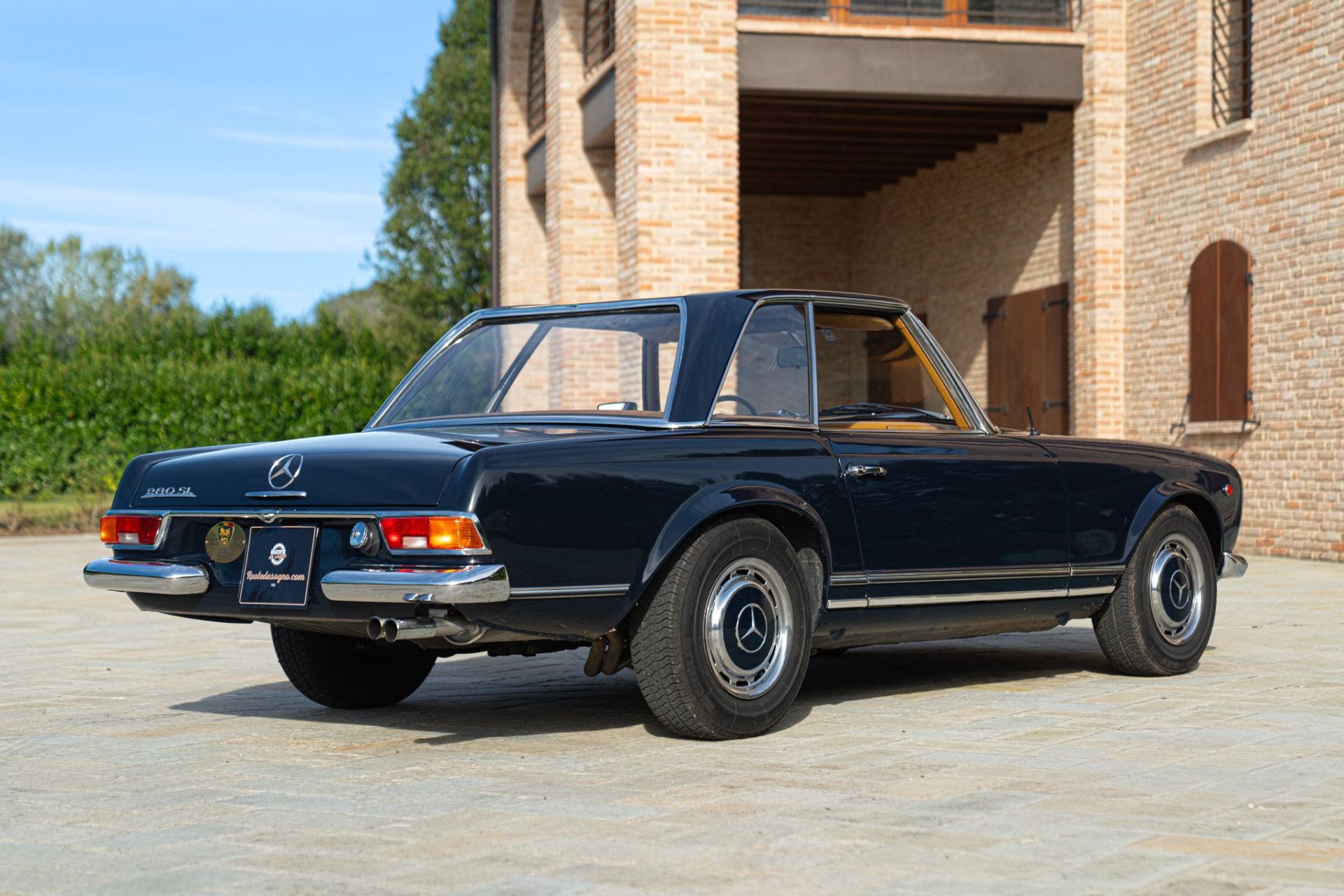 1969 MERCEDES-BENZ 280 SL