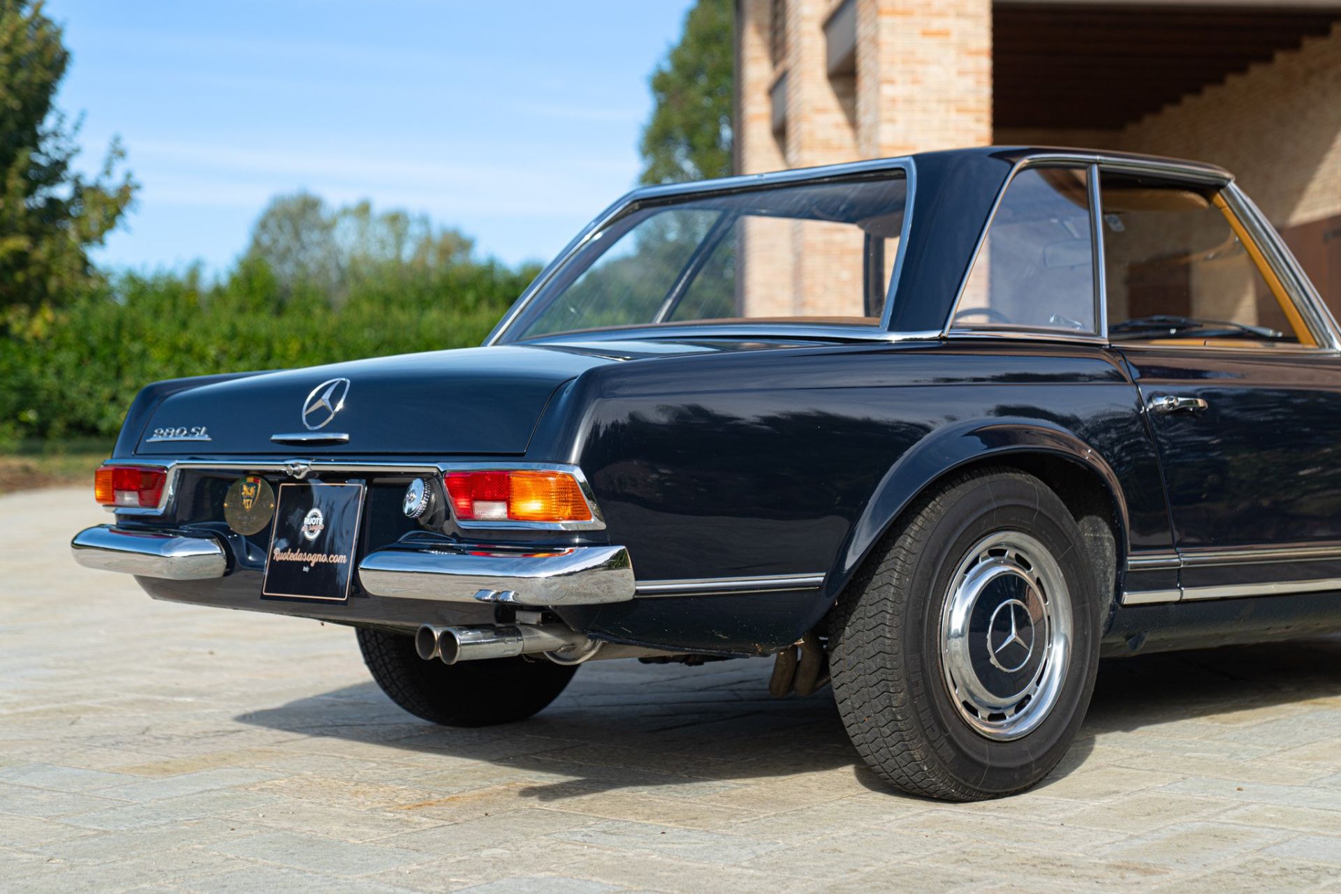 1969 MERCEDES-BENZ 280 SL
