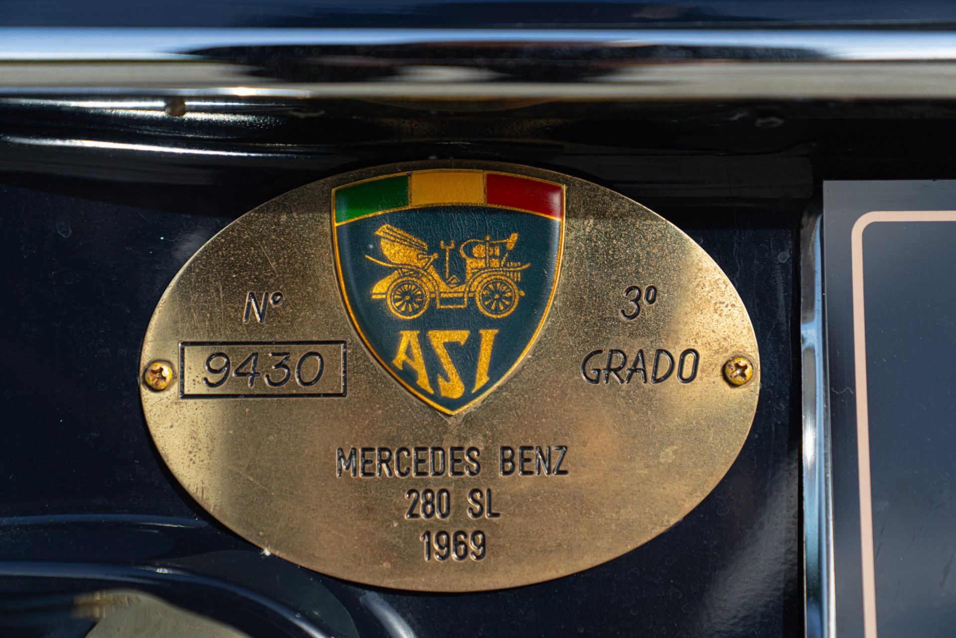 1969 MERCEDES-BENZ 280 SL