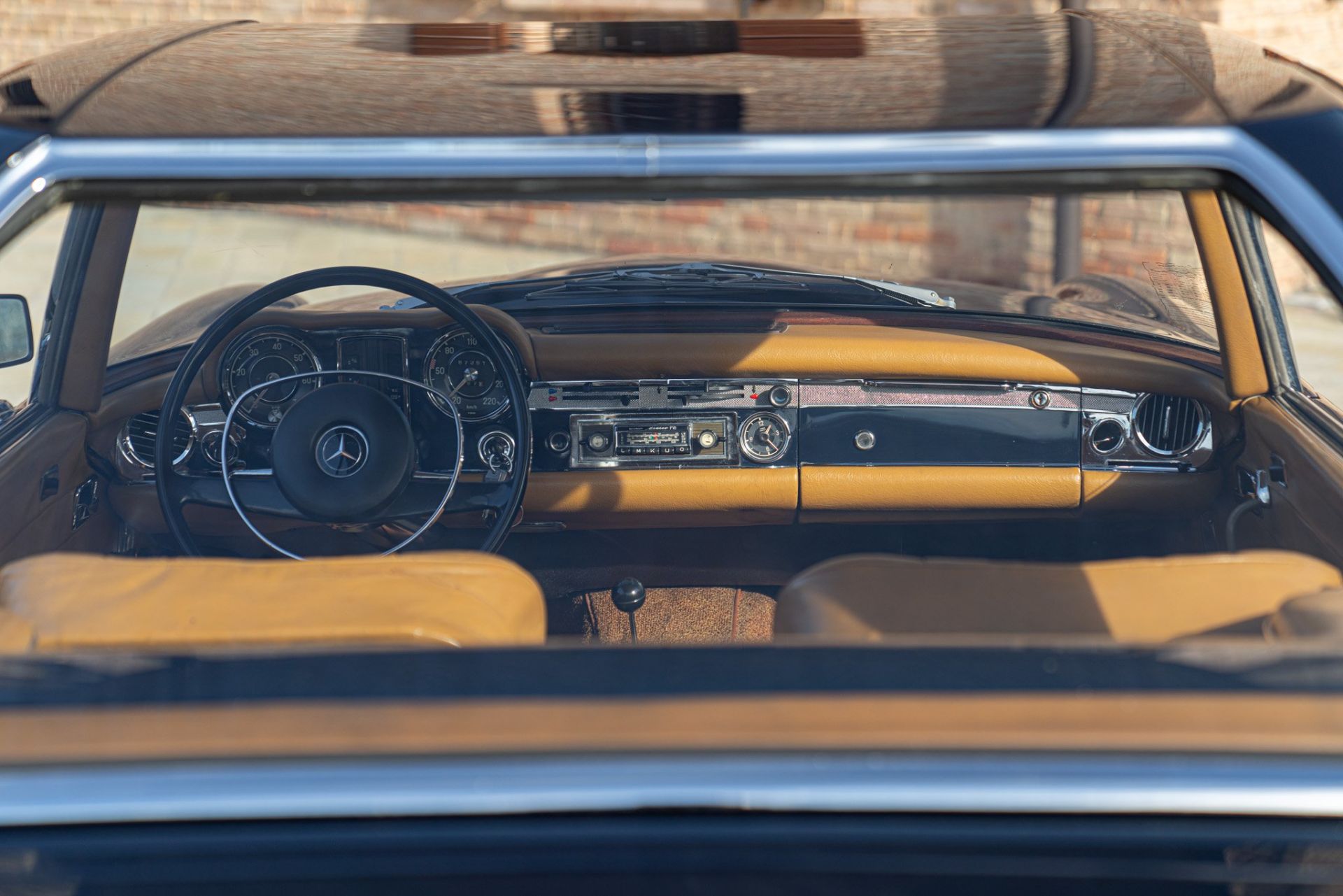 1969 MERCEDES-BENZ 280 SL