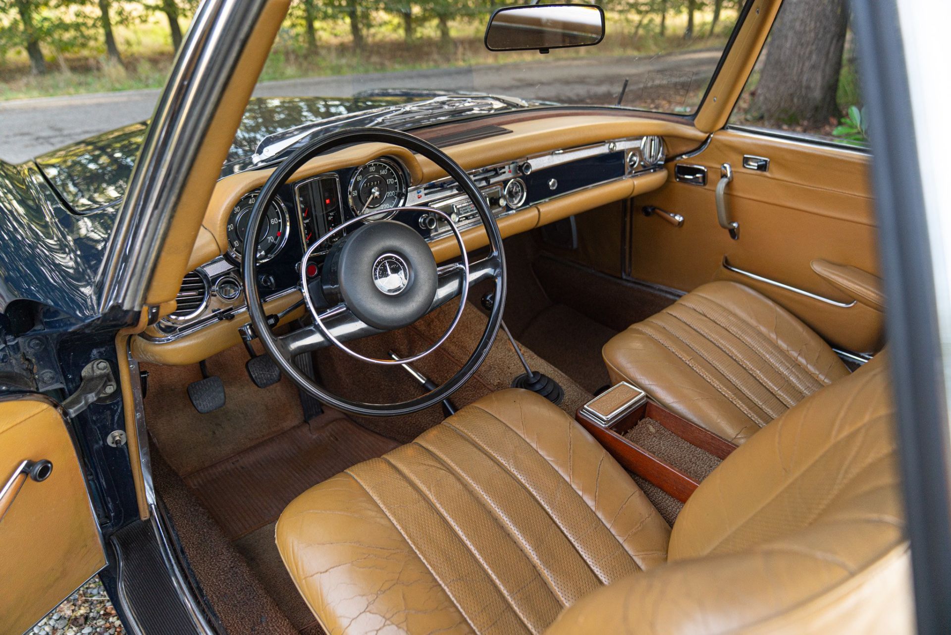 1969 MERCEDES-BENZ 280 SL