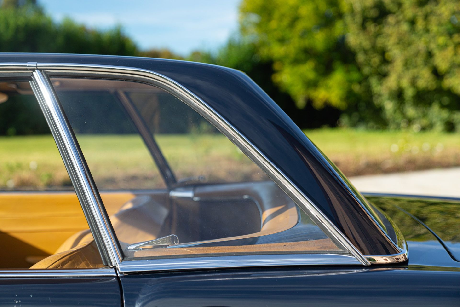 1969 MERCEDES-BENZ 280 SL