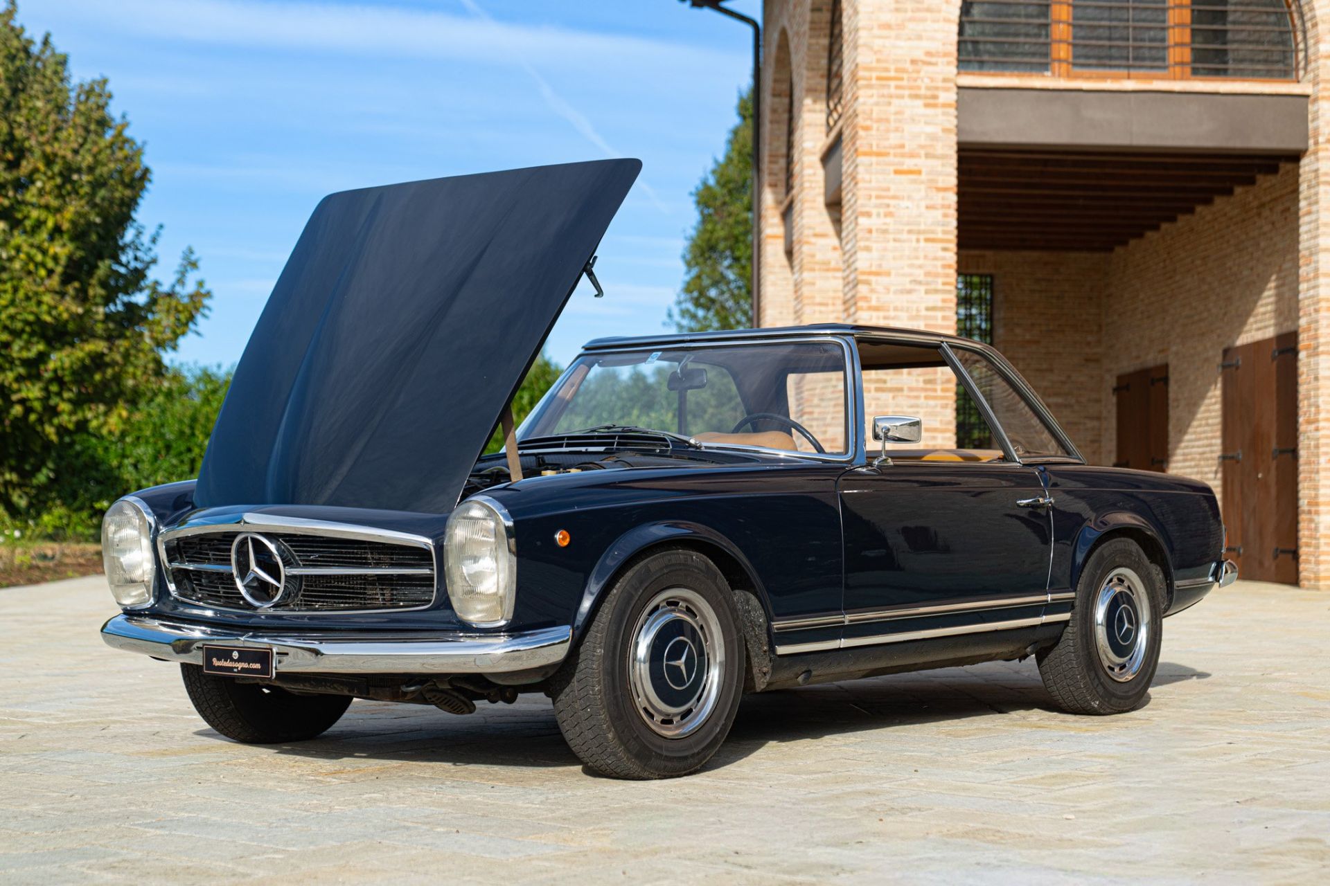 1969 MERCEDES-BENZ 280 SL