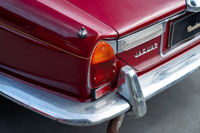 1976 JAGUAR XJ6 3.6