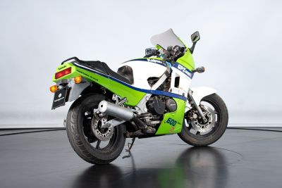 1985 KAWASAKI GPZ 600 R