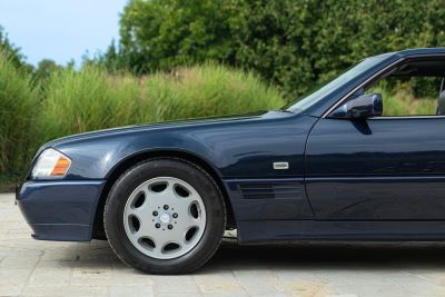 1995 Mercedes-Benz SL 320