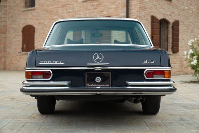 1973 MERCEDES -BENZ 300 SEL 3.5