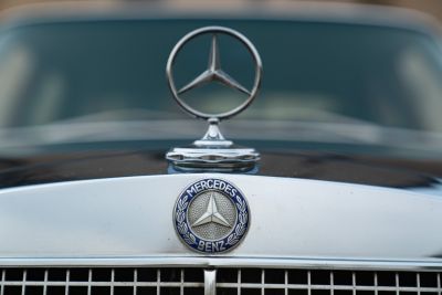1973 MERCEDES -BENZ 300 SEL 3.5