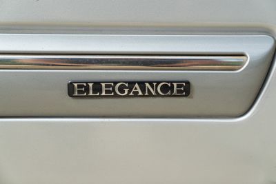 2000 MERCEDES-BENZ E430 V8
