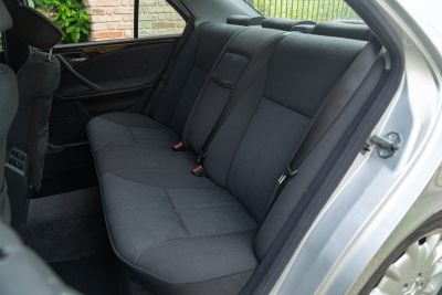 2000 MERCEDES-BENZ E430 V8