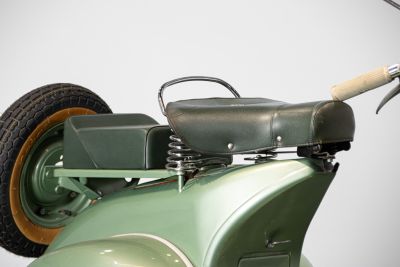 1951 PIAGGIO VESPA V31T "FARO BASSO"
