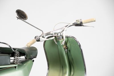 1951 PIAGGIO VESPA V31T "FARO BASSO"