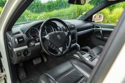 2007 PORSCHE CAYENNE S LIVREA ROTHMANS