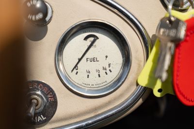 1957 AUSTIN HEALEY 100/6 BN4
