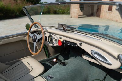 1957 AUSTIN HEALEY 100/6 BN4