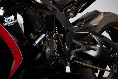 2024 YAMAHA R1