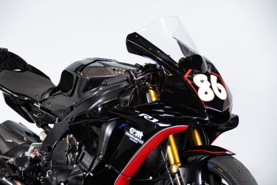 2024 YAMAHA R1