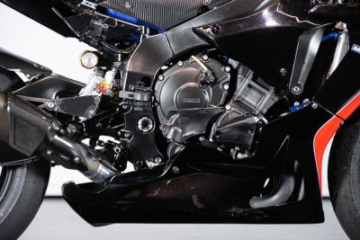 2024 YAMAHA R1