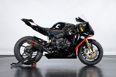2024 YAMAHA R1