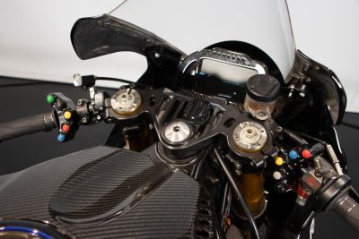 2024 YAMAHA R1